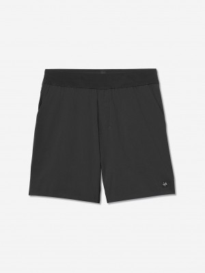 Black Sun Day Red Training Short | 506YEMZUR